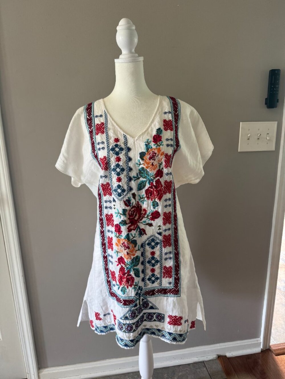 Johnny Was Embroidered Linen Mini Dress Tunic Size M